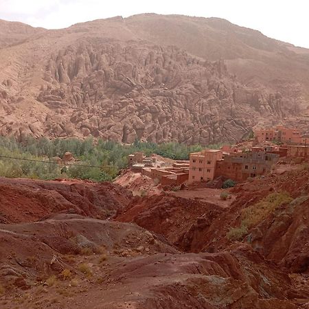 Отель Chez Aicha Boumalne Dades Экстерьер фото