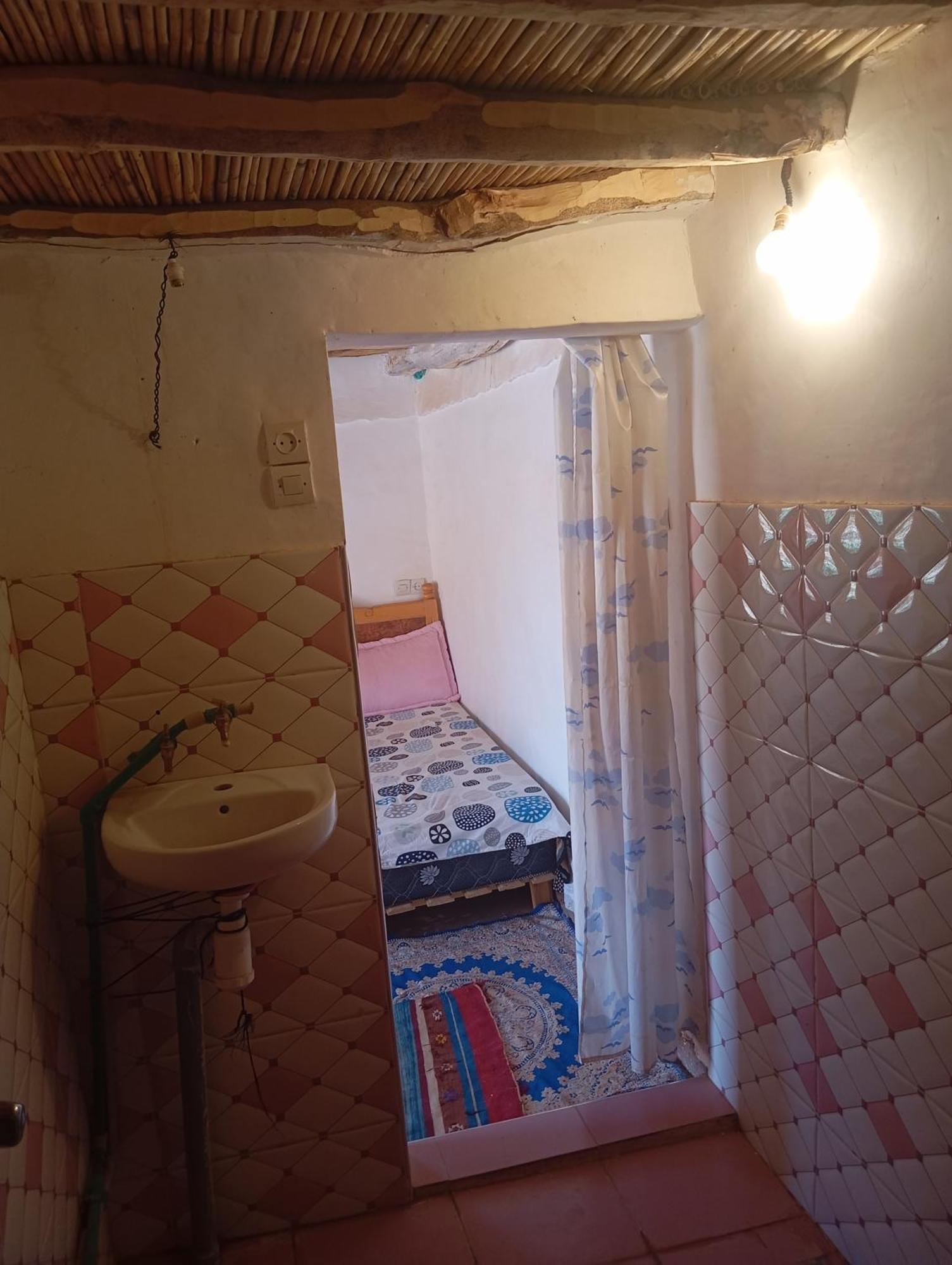 Отель Chez Aicha Boumalne Dades Экстерьер фото