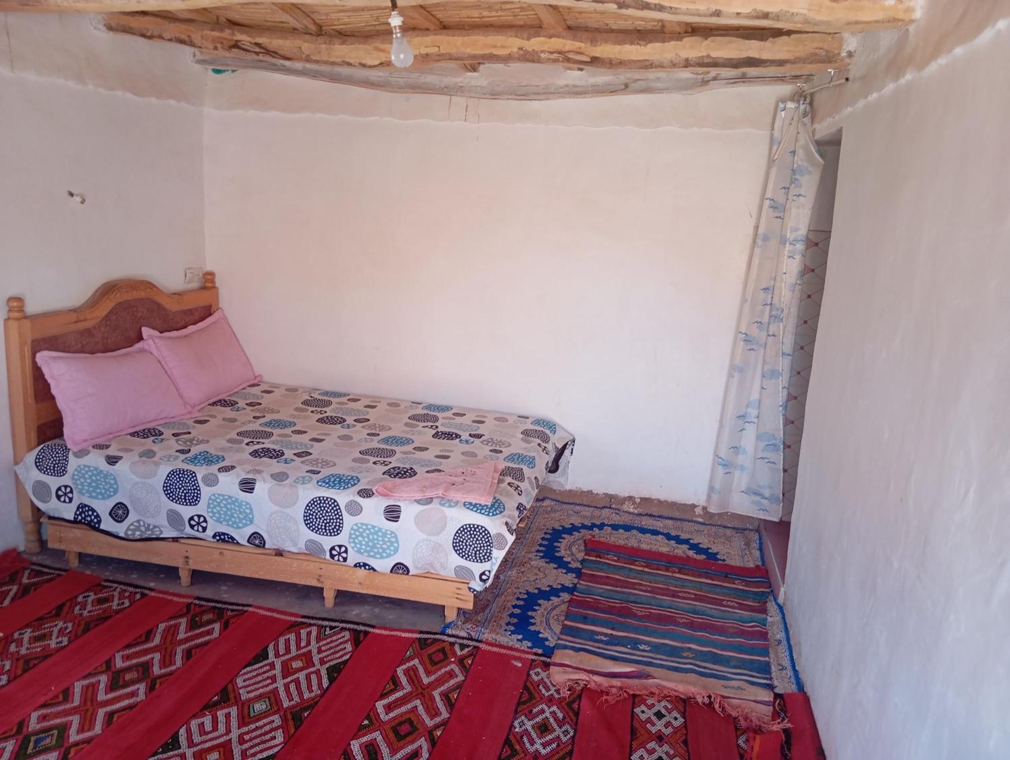 Отель Chez Aicha Boumalne Dades Экстерьер фото