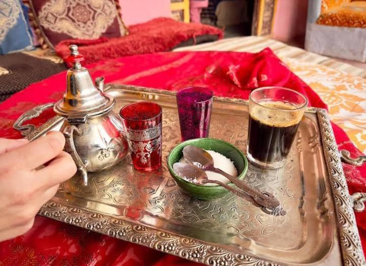 Отель Chez Aicha Boumalne Dades Экстерьер фото